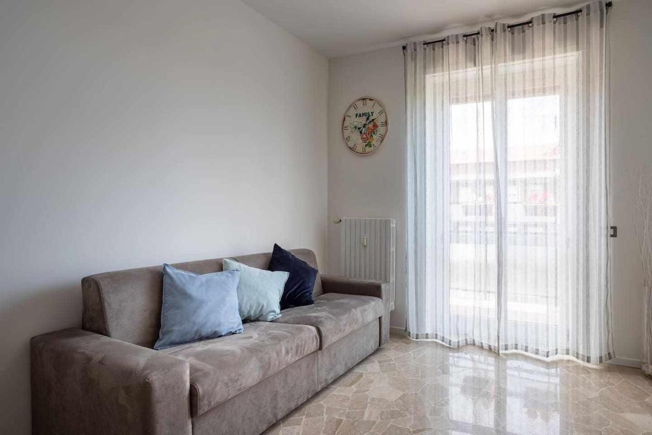 Milano City Apartments - Parking And Comfort - Spacious Apt Up To 8 Pax Ngoại thất bức ảnh