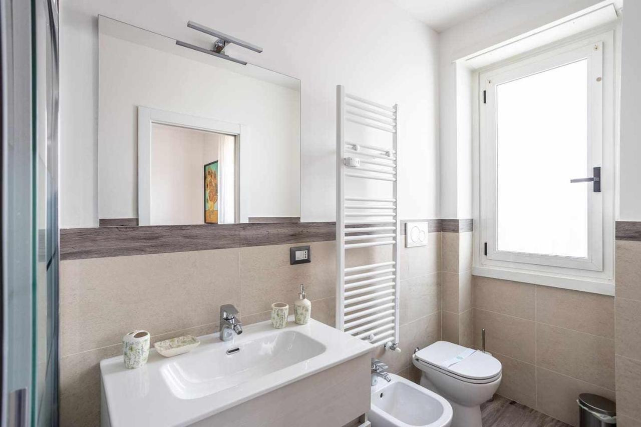 Milano City Apartments - Parking And Comfort - Spacious Apt Up To 8 Pax Ngoại thất bức ảnh